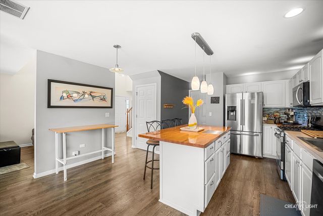 11602 Grand Canyon Avenue, Huntley, IL 60142