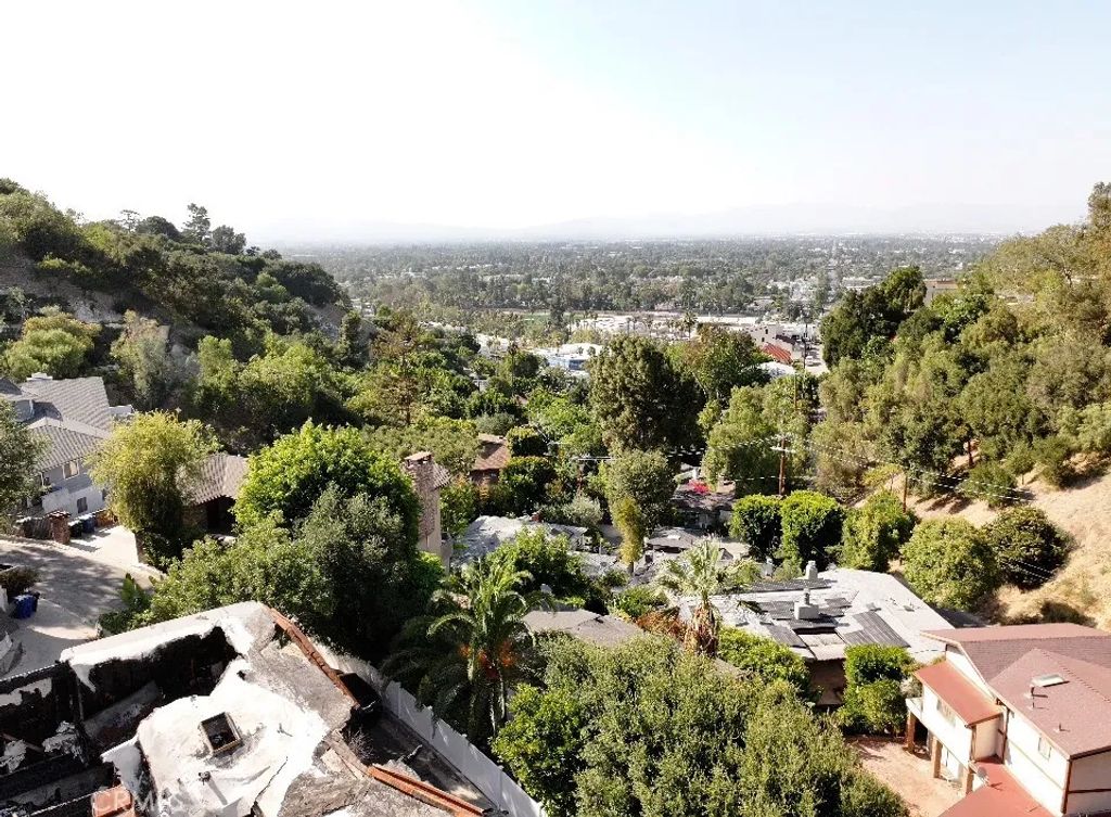 4132 Vanetta Place, Studio City, CA 91604