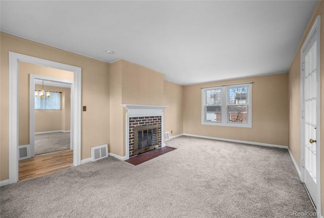 22101 Francis Street, Dearborn, MI 48124