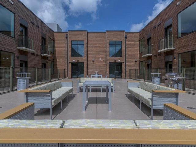 1800 E 4th ST 225, Austin, TX 78702