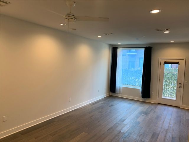 1800 E 4th ST 225, Austin, TX 78702