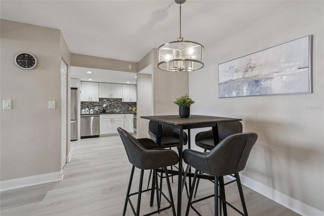 1 KEY CAPRI 711E, Treasure Island, FL 33706