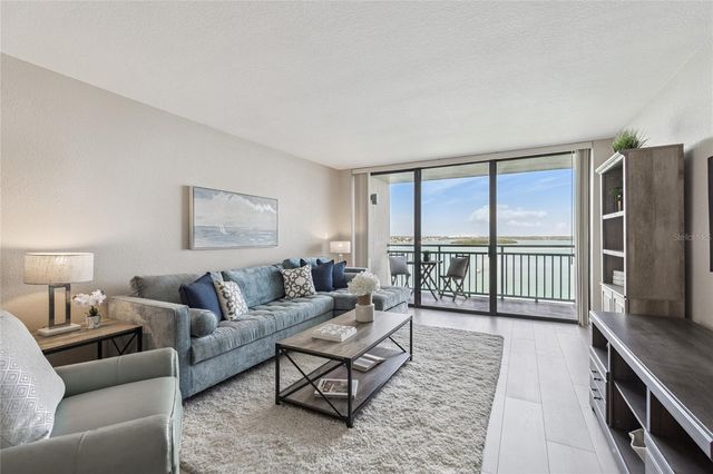 1 KEY CAPRI 711E, Treasure Island, FL 33706