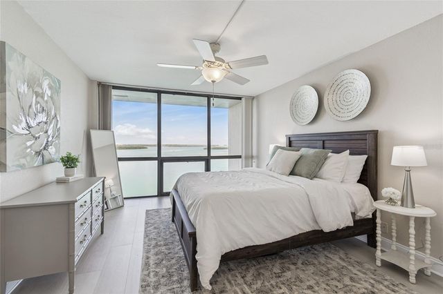 1 KEY CAPRI 711E, Treasure Island, FL 33706