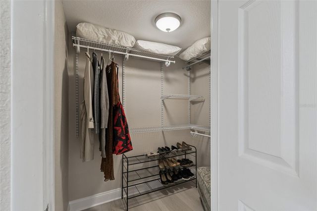 1 KEY CAPRI 711E, Treasure Island, FL 33706