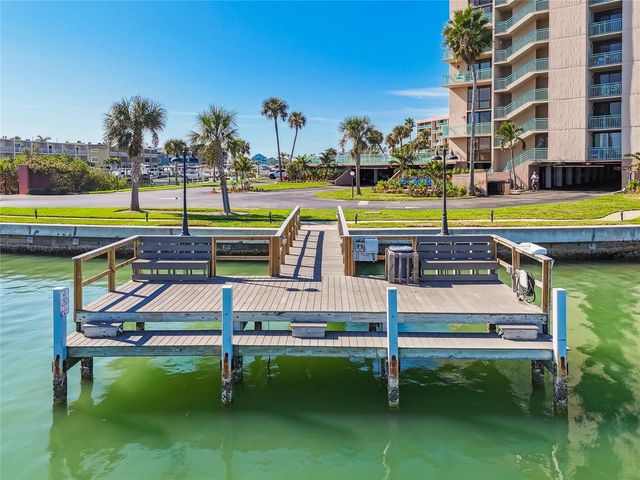 1 KEY CAPRI 711E, Treasure Island, FL 33706