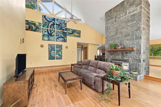 11442 Brubaker Road, West Fork, AR 72774