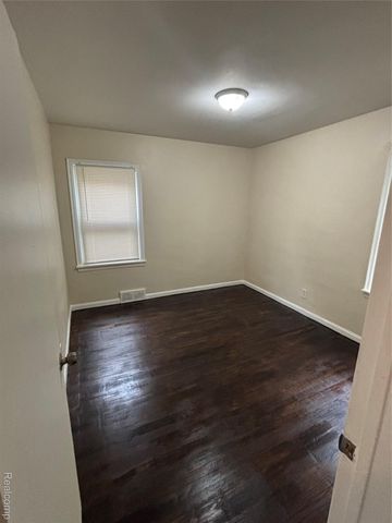 15909 Lauder Street, Detroit, MI 48227