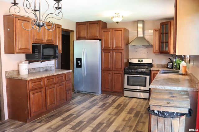 1817 S HOPEWOOD Lane, Peoria, IL 61607