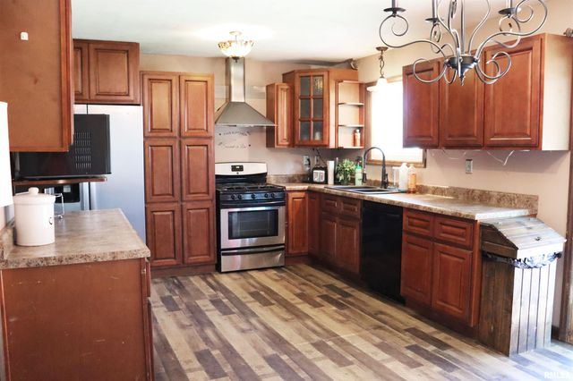 1817 S HOPEWOOD Lane, Peoria, IL 61607