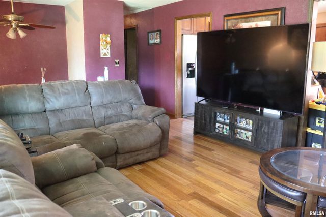 1817 S HOPEWOOD Lane, Peoria, IL 61607