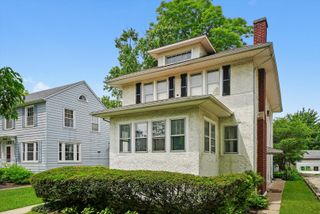 3218 Wenonah Avenue, Berwyn, IL 60402