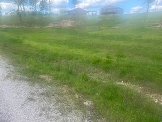000 Sunset Lane, Golden, MO 65658