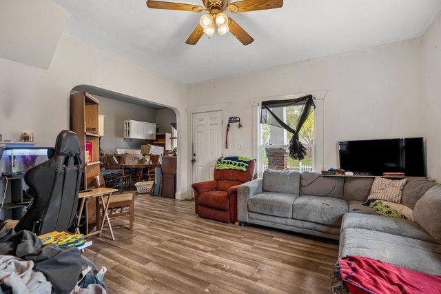 2811 E Sanson Ave, Spokane, WA 99217