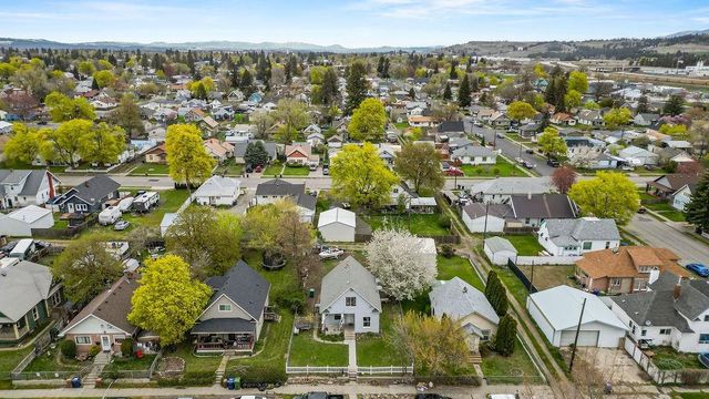 2811 E Sanson Ave, Spokane, WA 99217