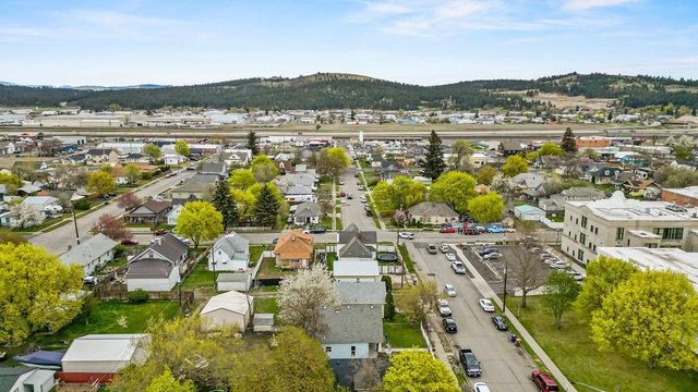 2811 E Sanson Ave, Spokane, WA 99217