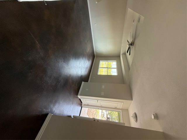 1710 E Avenue J, Lampasas, TX 76550