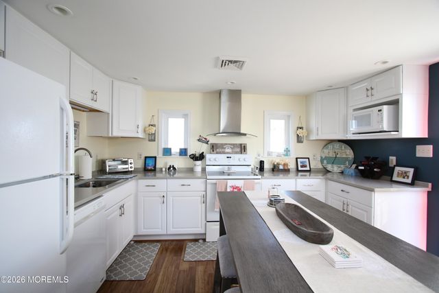 1136 Little Egg Harbor Boulevard, Tuckerton, NJ 08087