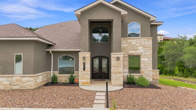 8511 Camp Verde Rio, San Antonio, TX 78255