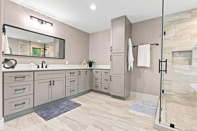 8511 Camp Verde Rio, San Antonio, TX 78255