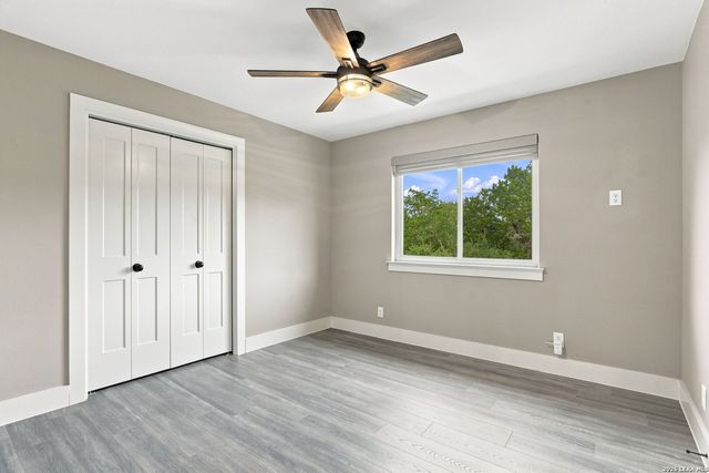 8511 Camp Verde Rio, San Antonio, TX 78255