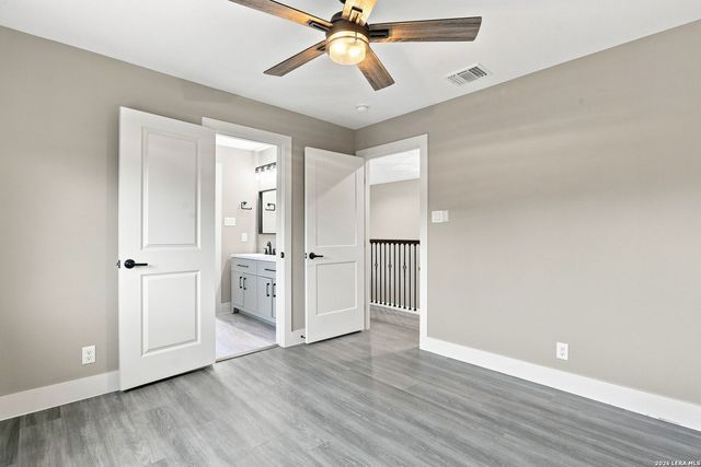 8511 Camp Verde Rio, San Antonio, TX 78255