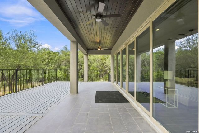 8511 Camp Verde Rio, San Antonio, TX 78255