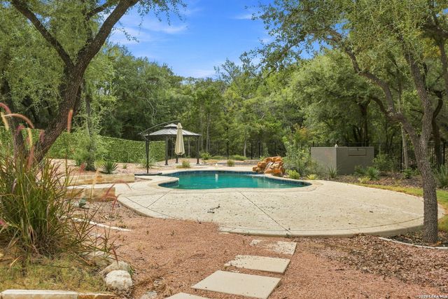 8511 Camp Verde Rio, San Antonio, TX 78255