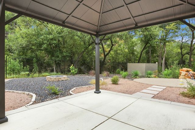 8511 Camp Verde Rio, San Antonio, TX 78255