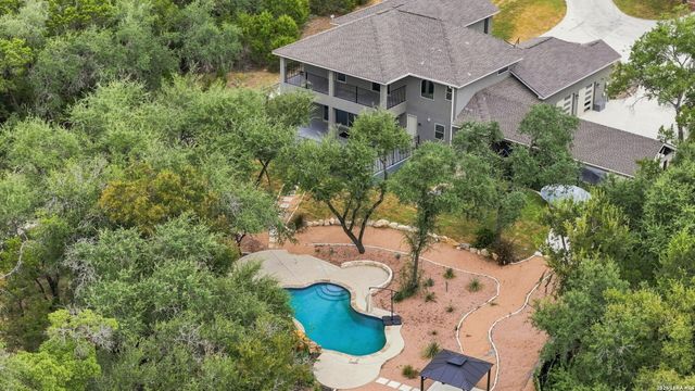 8511 Camp Verde Rio, San Antonio, TX 78255
