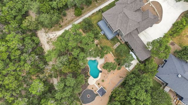 8511 Camp Verde Rio, San Antonio, TX 78255