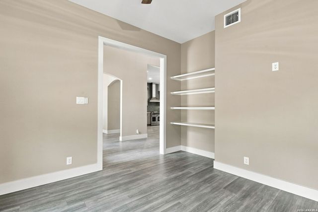 8511 Camp Verde Rio, San Antonio, TX 78255