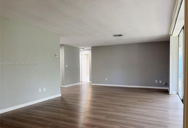 3696 Dogwood Avenue, Palm Beach Gardens, FL 33410