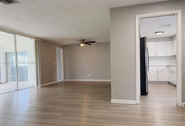 3696 Dogwood Avenue, Palm Beach Gardens, FL 33410