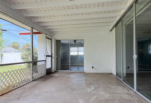 3696 Dogwood Avenue, Palm Beach Gardens, FL 33410