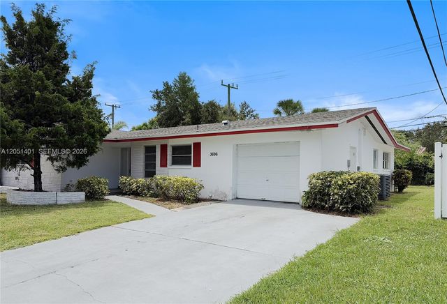 3696 Dogwood Avenue, Palm Beach Gardens, FL 33410