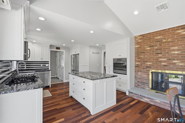 21 Marshalls Meadows, Wethersfield, CT 06109