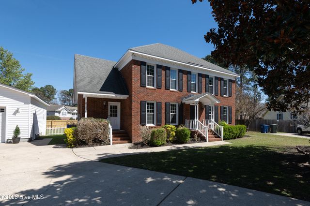 2403 Harness Court, Greenville, NC 27858