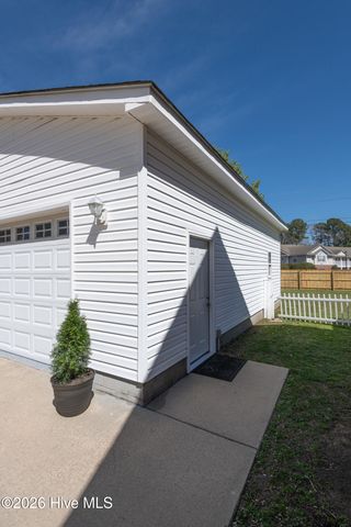 2403 Harness Court, Greenville, NC 27858