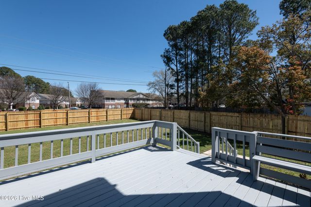 2403 Harness Court, Greenville, NC 27858