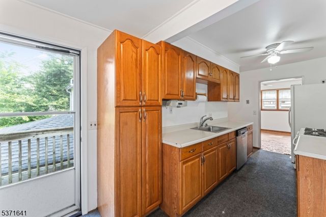 195 Newark Pompton Tpke, Wayne Twp., NJ 07470