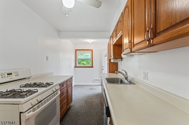195 Newark Pompton Tpke, Wayne Twp., NJ 07470