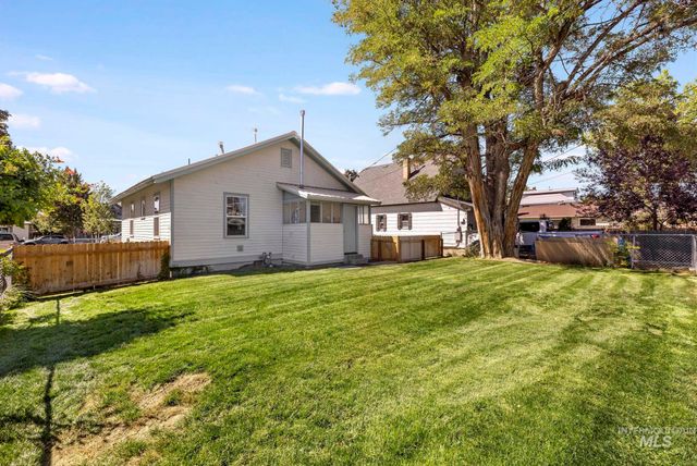 252 7th Ave N, Twin Falls, ID 83301