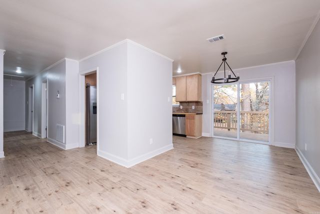 11005 King Arthurs Drive, Little Rock, AR 72209