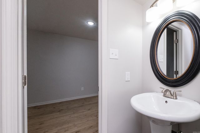 11005 King Arthurs Drive, Little Rock, AR 72209