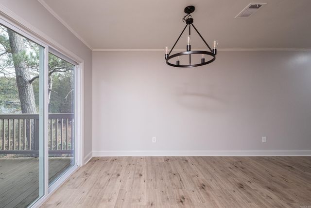 11005 King Arthurs Drive, Little Rock, AR 72209