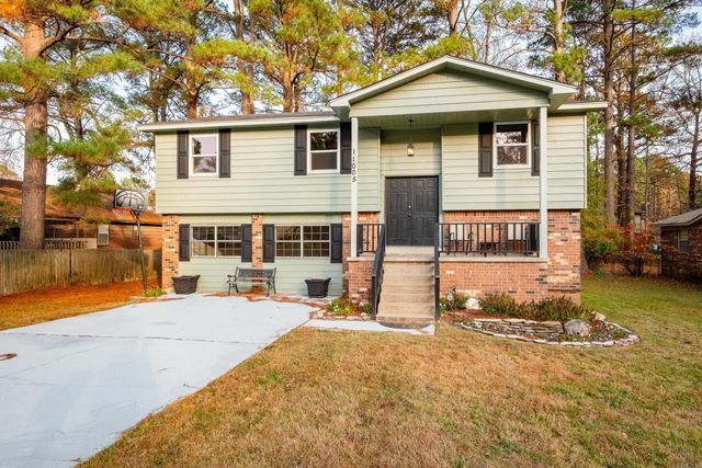 11005 King Arthurs Drive, Little Rock, AR 72209