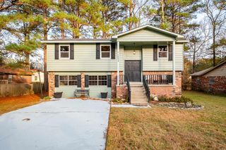 11005 King Arthurs Drive, Little Rock, AR 72209