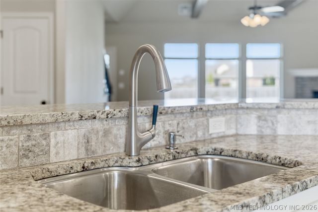 4011 E 127th Street North, Skiatook, OK 74070