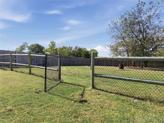 4011 E 127th Street North, Skiatook, OK 74070